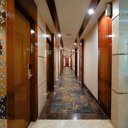 Kingston Hotel Bangalore Eksteriør billede