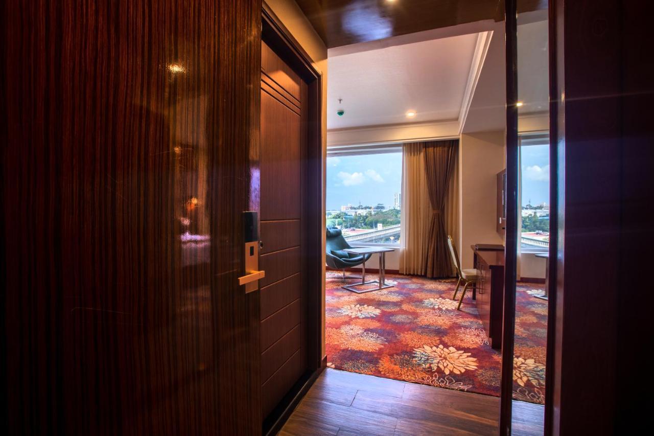 Kingston Hotel Bangalore Eksteriør billede