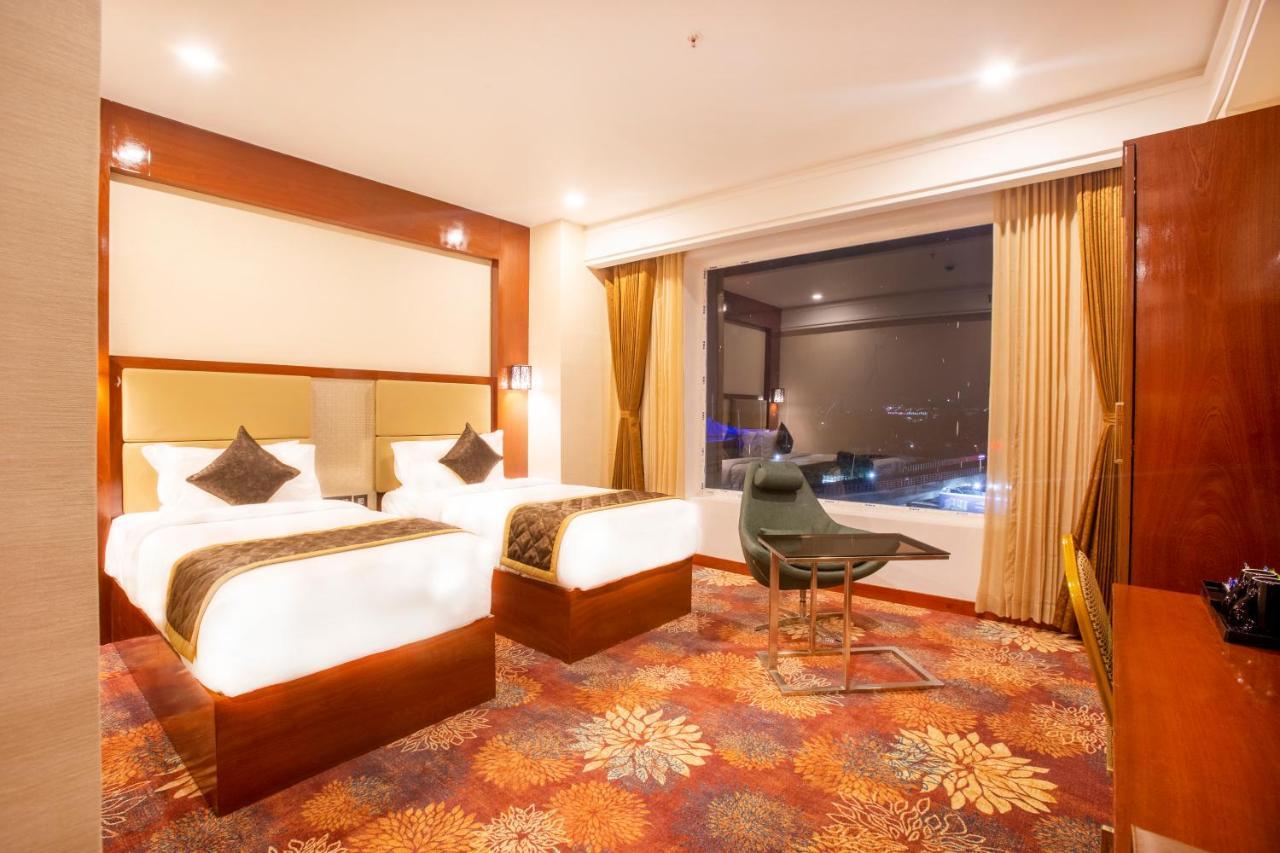 Kingston Hotel Bangalore Eksteriør billede