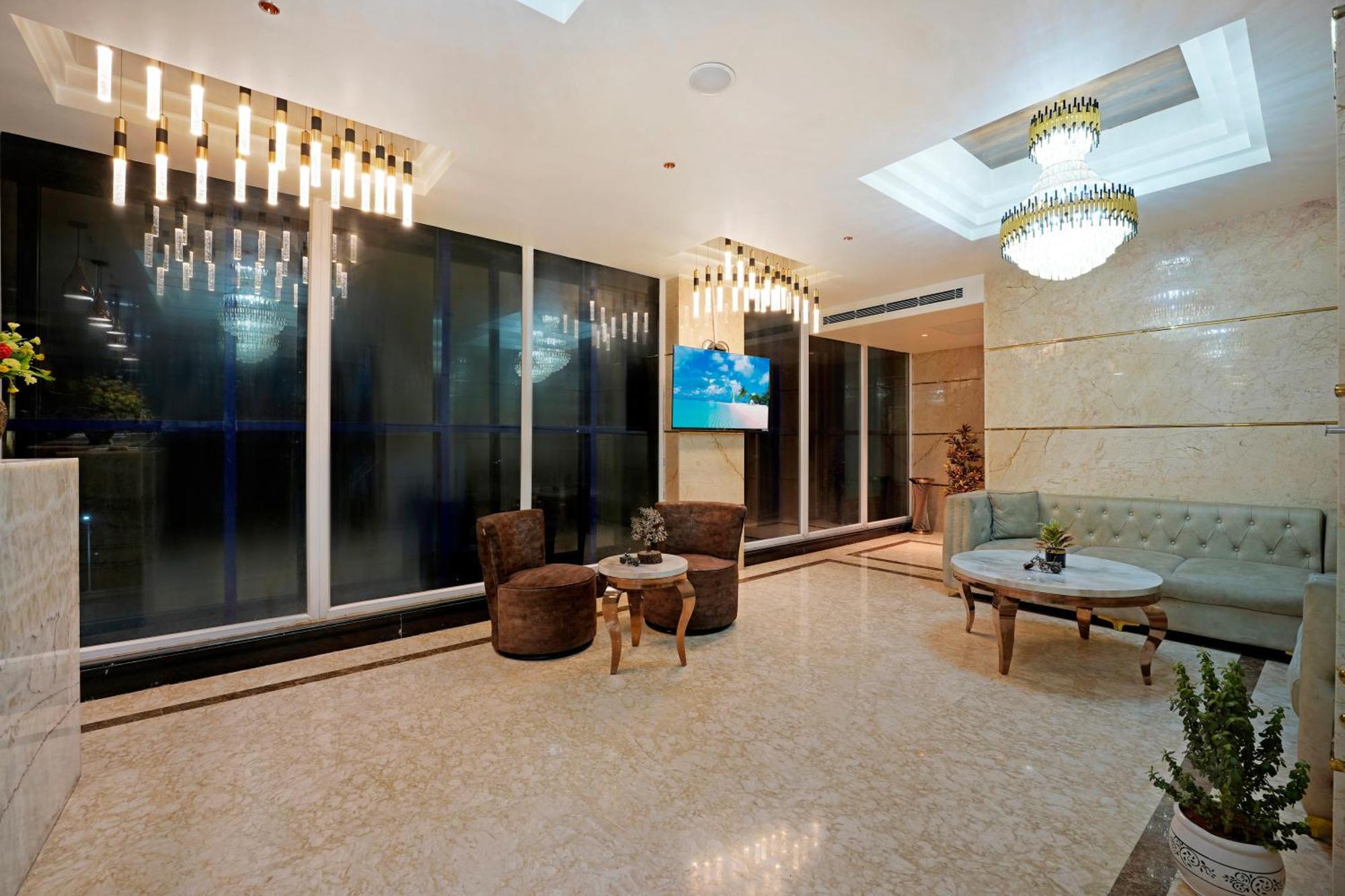 Kingston Hotel Bangalore Eksteriør billede