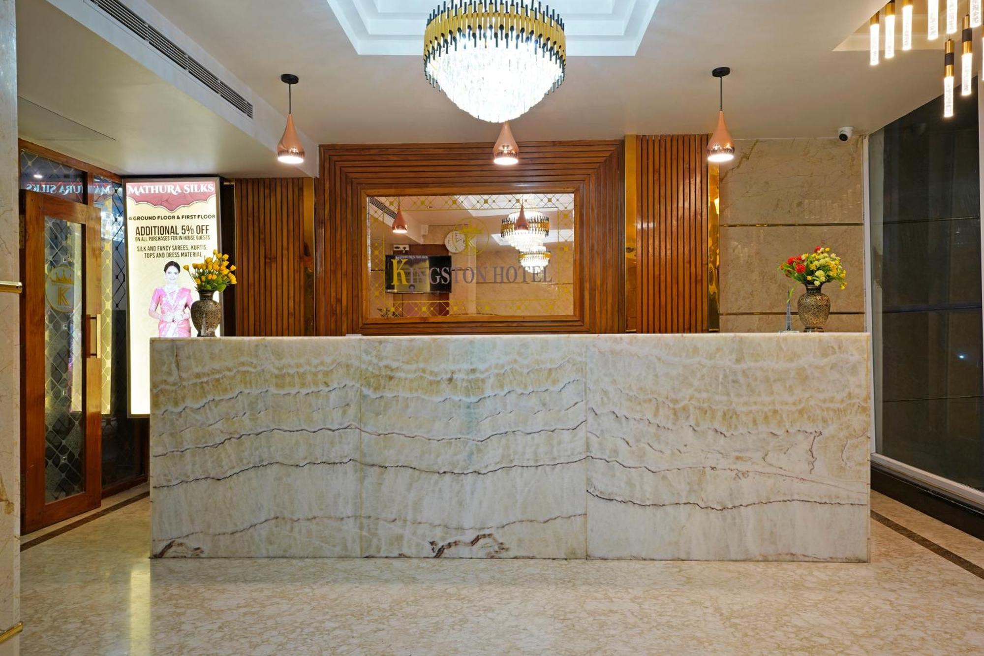 Kingston Hotel Bangalore Eksteriør billede