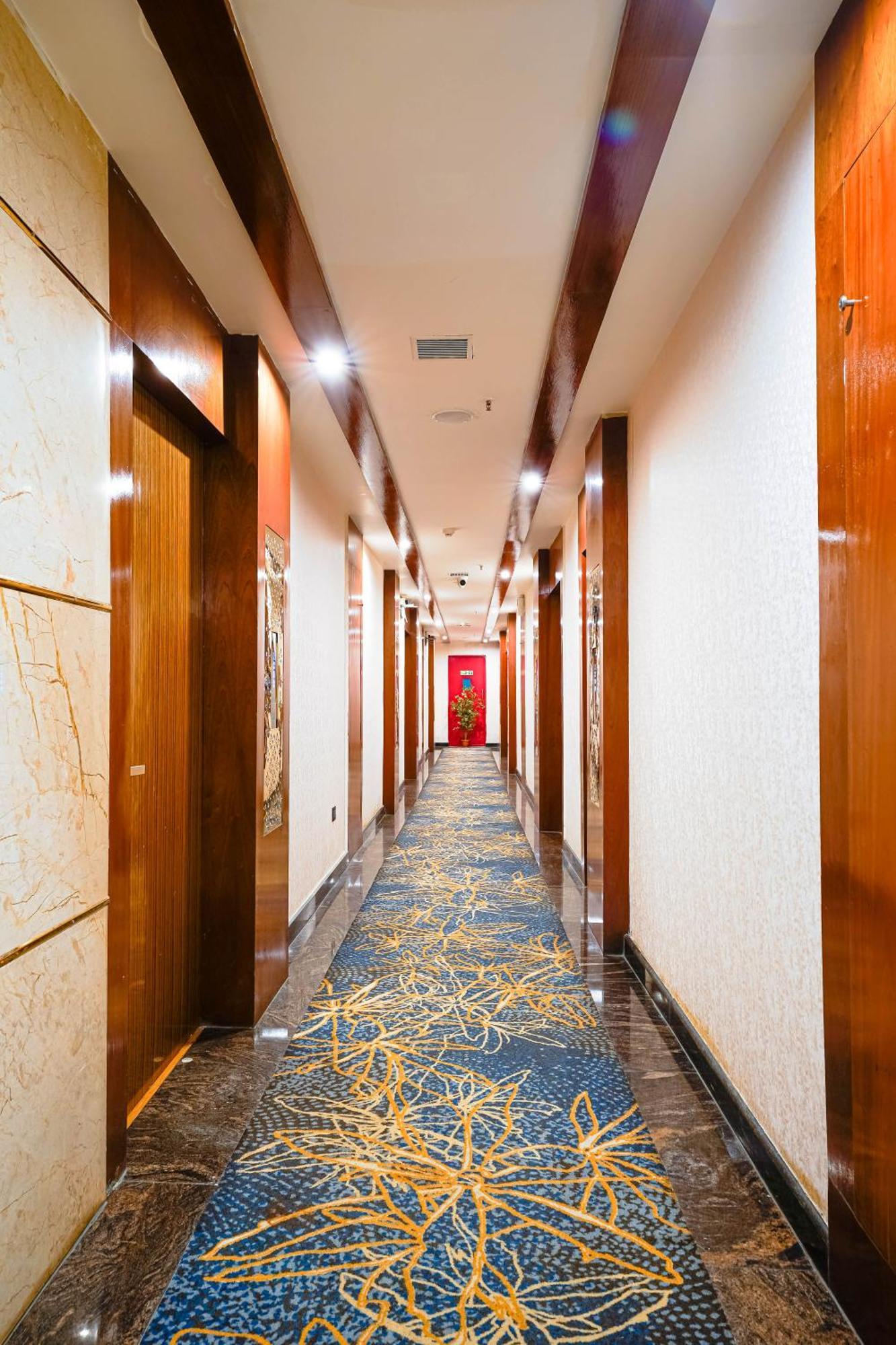 Kingston Hotel Bangalore Eksteriør billede
